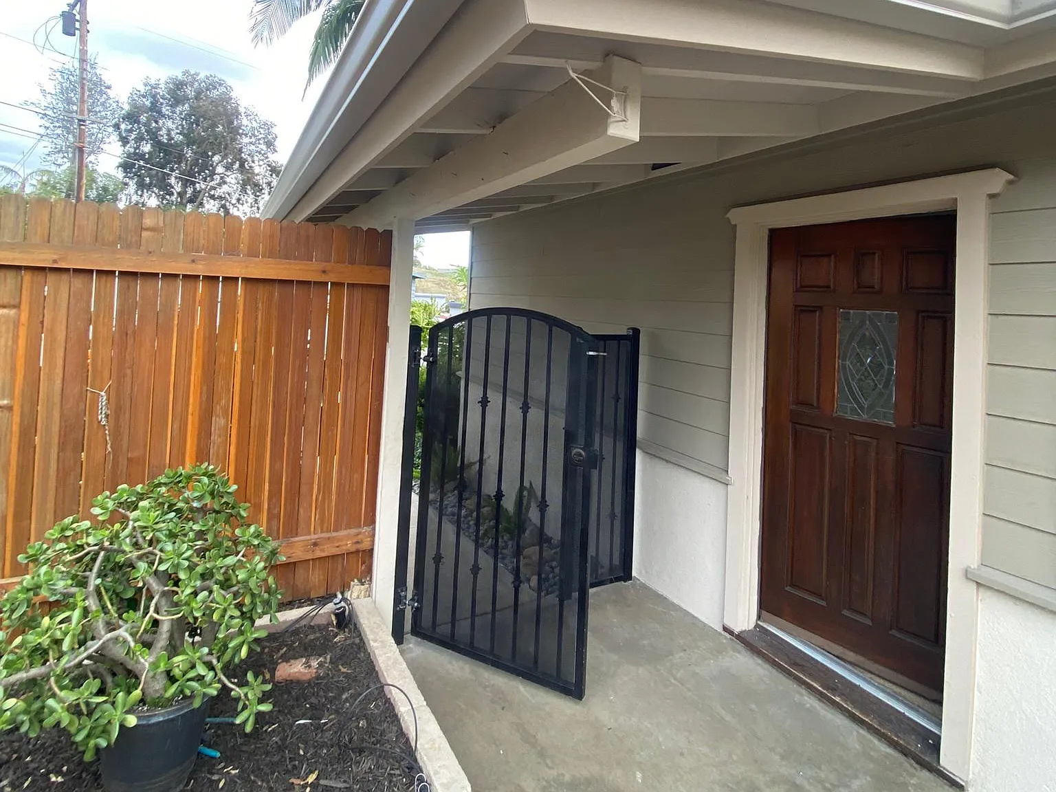 3 bed, 1150 sqft, $4,499 — Photo 4