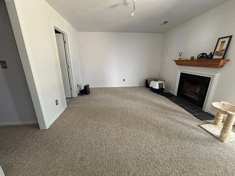 5180 Winterberry Ct — Photo 30