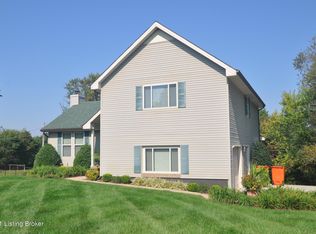 312 Country Ln, Radcliff, KY 40160