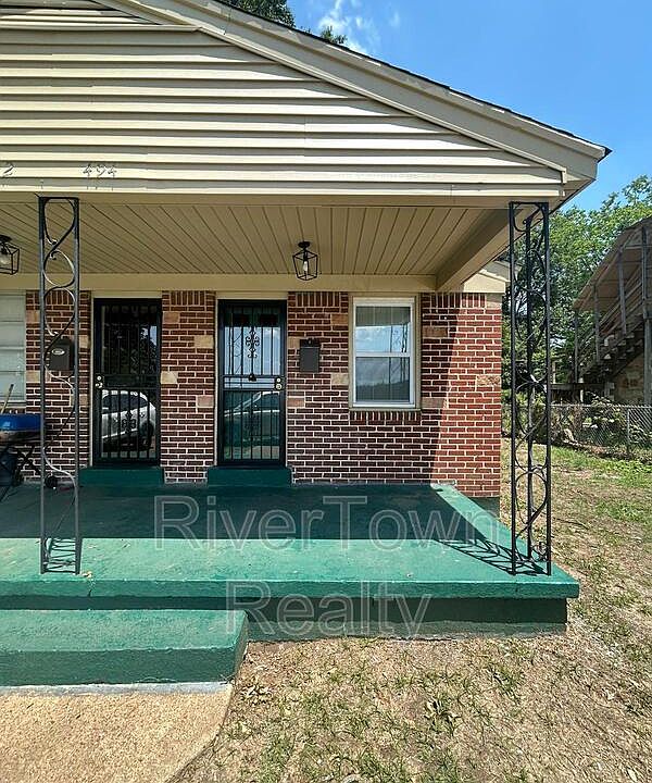 1st image of 494 E Mallory Ave