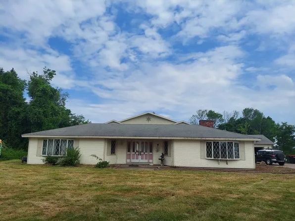 186 Eight Lots Rd, Sutton, MA 01590