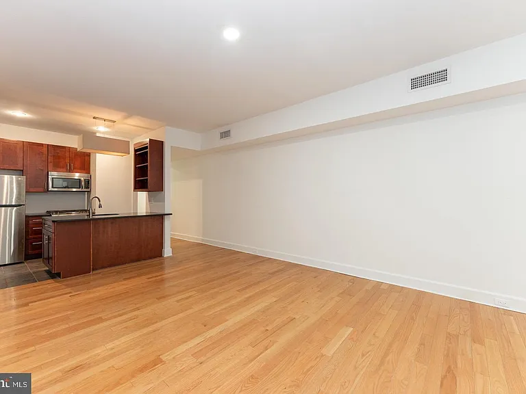2118 Spruce St #1R — Photo 15