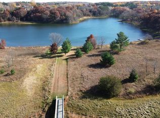 1009 Moon Glow Rd, Hudson, WI 54016