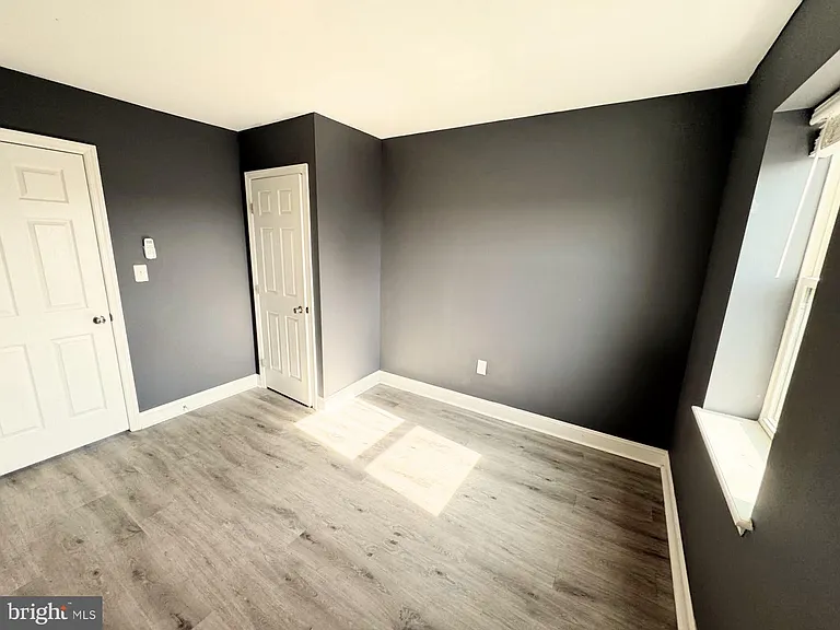 2417 W Jefferson St #2 — Photo 18