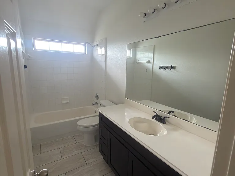 1332 Marwood Dr — Photo 30