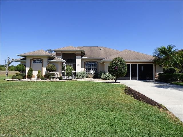 1st image of 1535 Crestwood Cir N