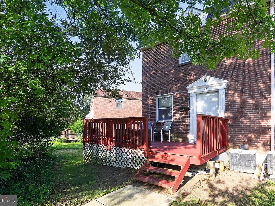 1st image of 44 Madison Dr