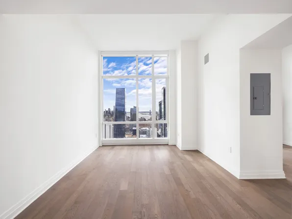 460 West 42nd Street image 1 of 9