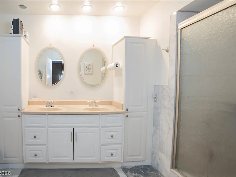 2451 Domingo St — Photo 11