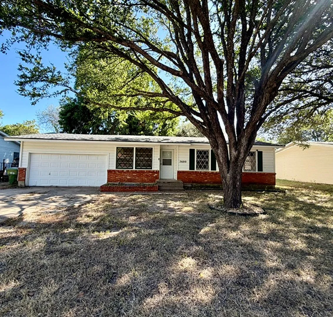 South Waco — Photo 1