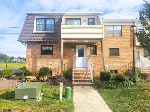 2301 Trafalgar Sq, Hillsborough Twp., NJ 08844
