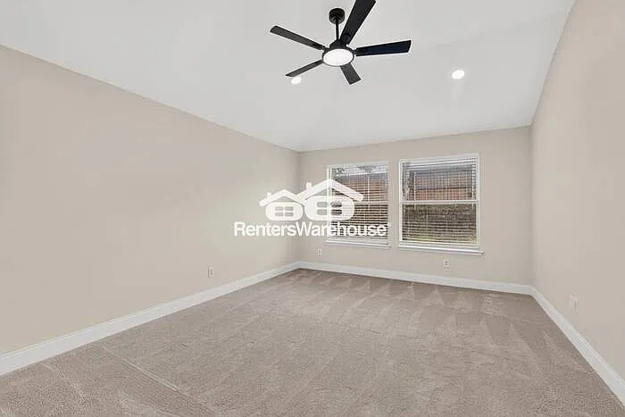 9113 Warren Dr — Photo 21