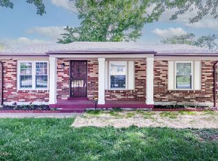 9113 Lantana Dr, Louisville, KY 40229