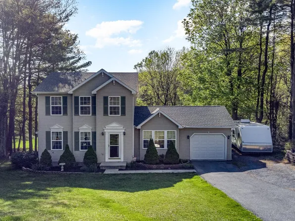 50 Maplewood Dr, Etters, PA 17319