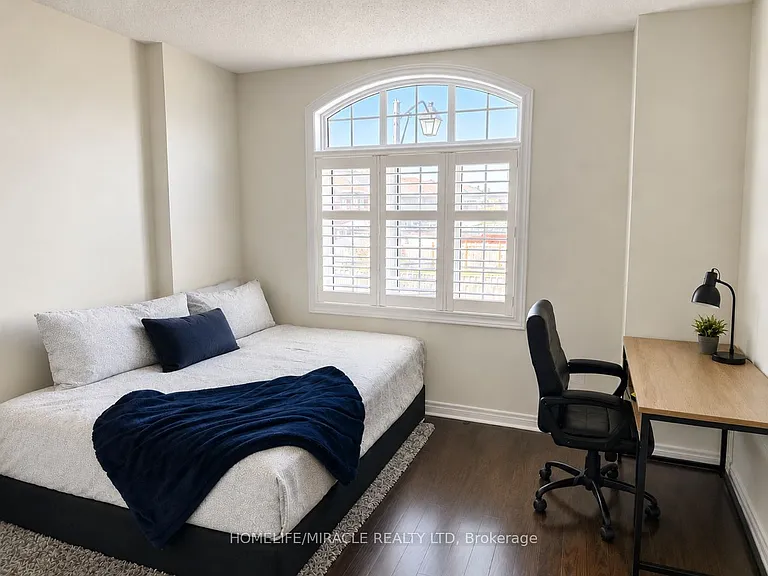 54 McCourt Dr — Photo 13