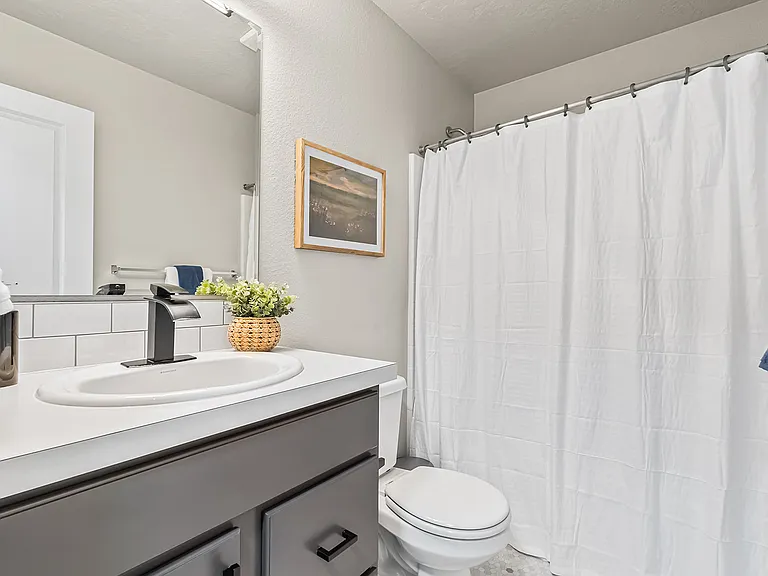 3882 E Berwick Dr — Photo 40