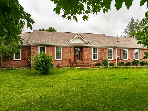 2nd image of 112 Arrowhead Dr