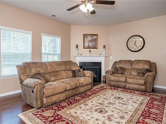 5th image of 4992 Carrington Dr #293