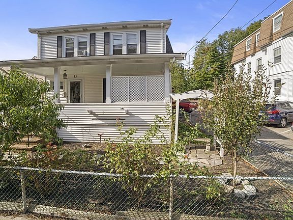 2nd image of 209 Centre St #213