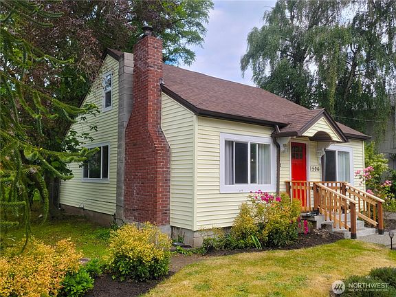 4th image of 1506 Bloomington Avenue