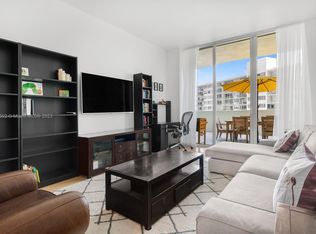 218 SE 14th St APT 805, Miami, FL 33131