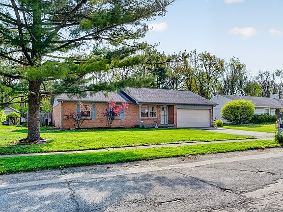 3rd image of 7601 Venetian Way