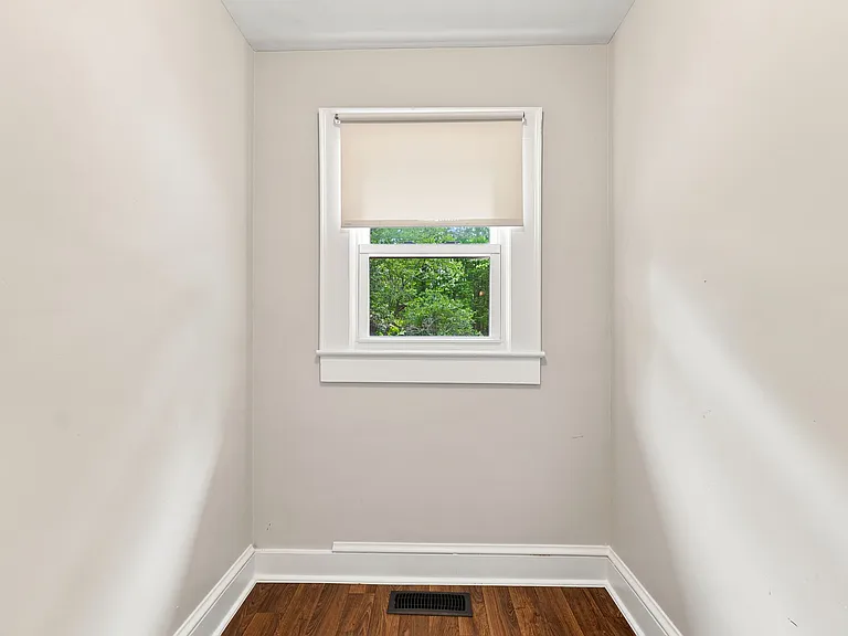 3629 Pleasant Garden Rd — Photo 18