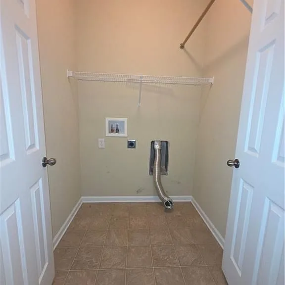 113 Macalester Dr — Photo 14