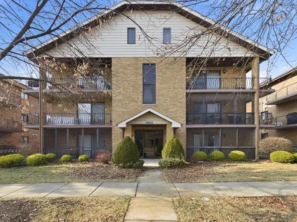 16832 81st Ave APT 1S, Tinley Park, IL 60477