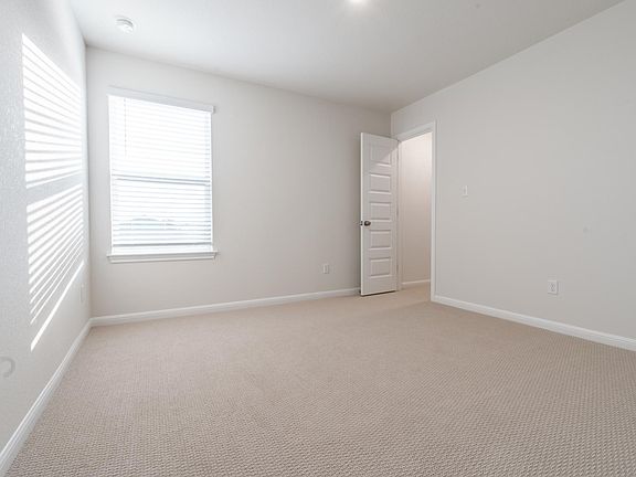4th image of 2424 Oscar Eli Pl