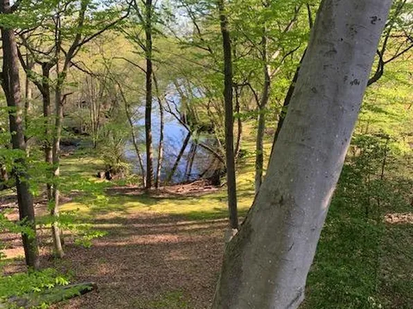 42 Creek Rd, Lumberton, NJ 08048