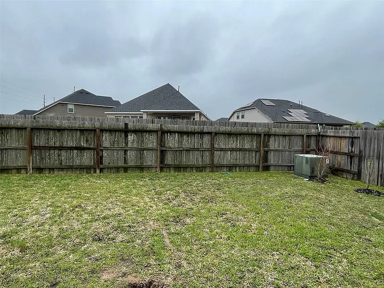 28519 Willow Orchard Ln — Photo 22