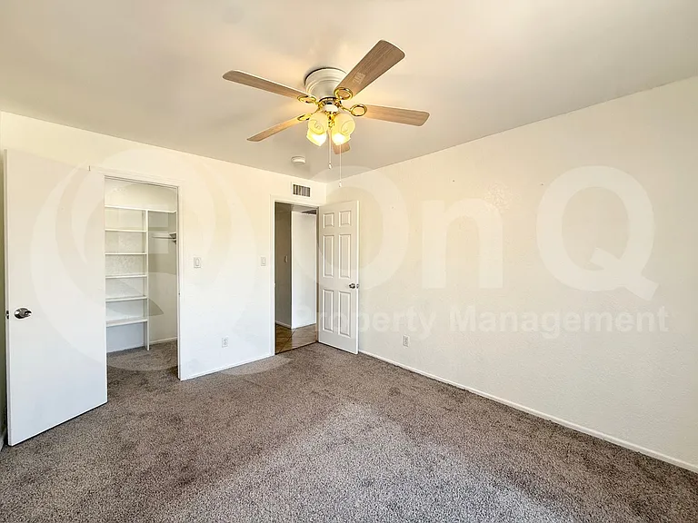 2439 E Elmwood St — Photo 18