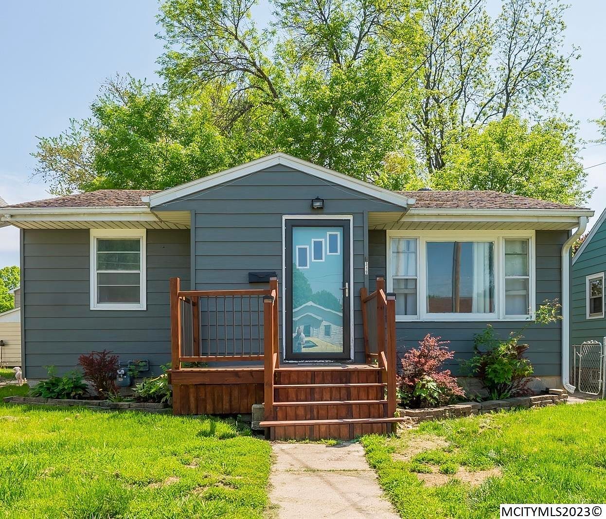 319 25th St SW, Mason City, IA 50401 Zillow