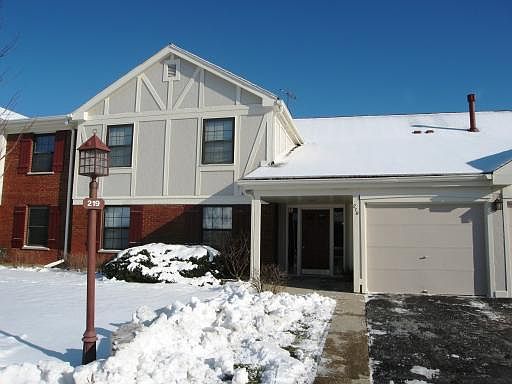 1st image of 219 Driftwood Ln Unit D1