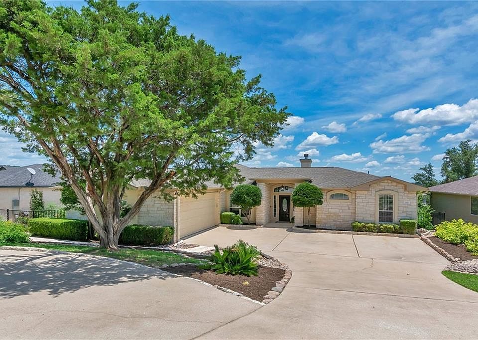 1st image of 3111 Burnside Cir