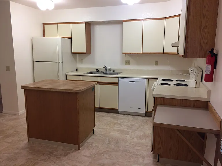 700 W 47th Ave #1 — Photo 3
