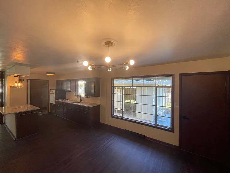 2848 E Eastmoor Dr — Photo 14