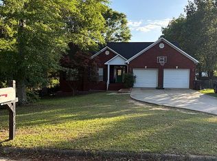 106 Melissa Ln, Headland, AL 36345