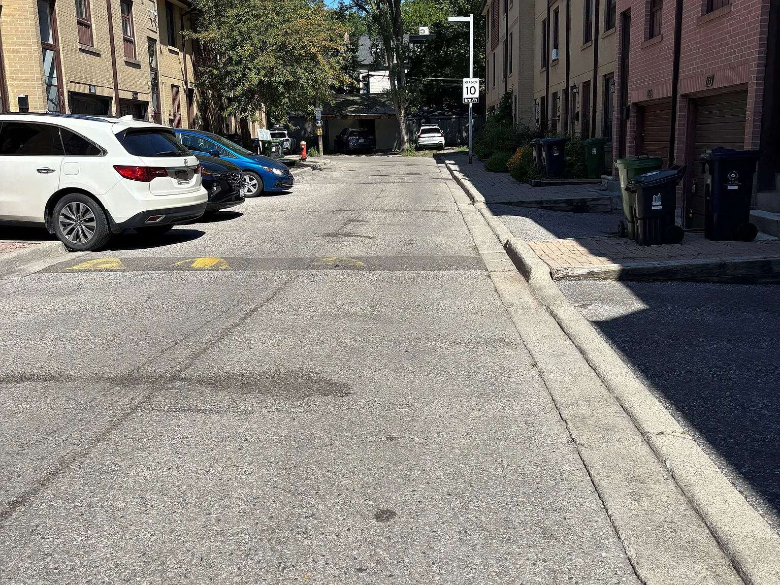 3 bed, $3,000 — Photo 2