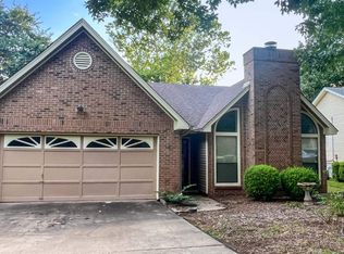 1318 Point West Dr, Little Rock, AR 72211