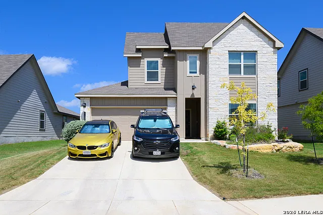 4 bed, 3.0 bath, 2391 sqft, $2,800 — Photo 1