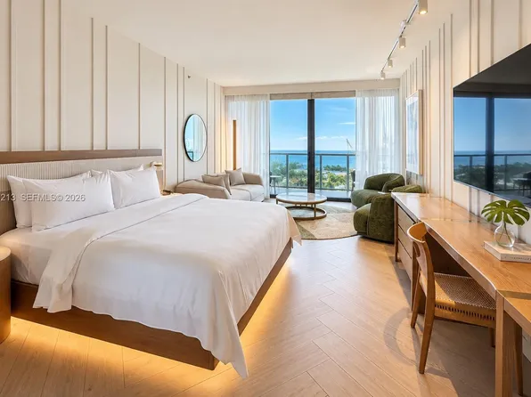 2201 Collins Ave #807, Miami Beach, FL 33139