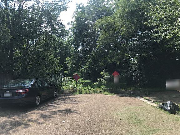 5th image of 6604 Collins Way Dr
