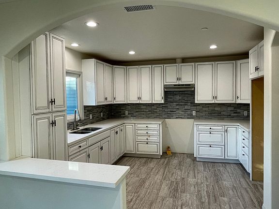 Kitchen with barstool seating