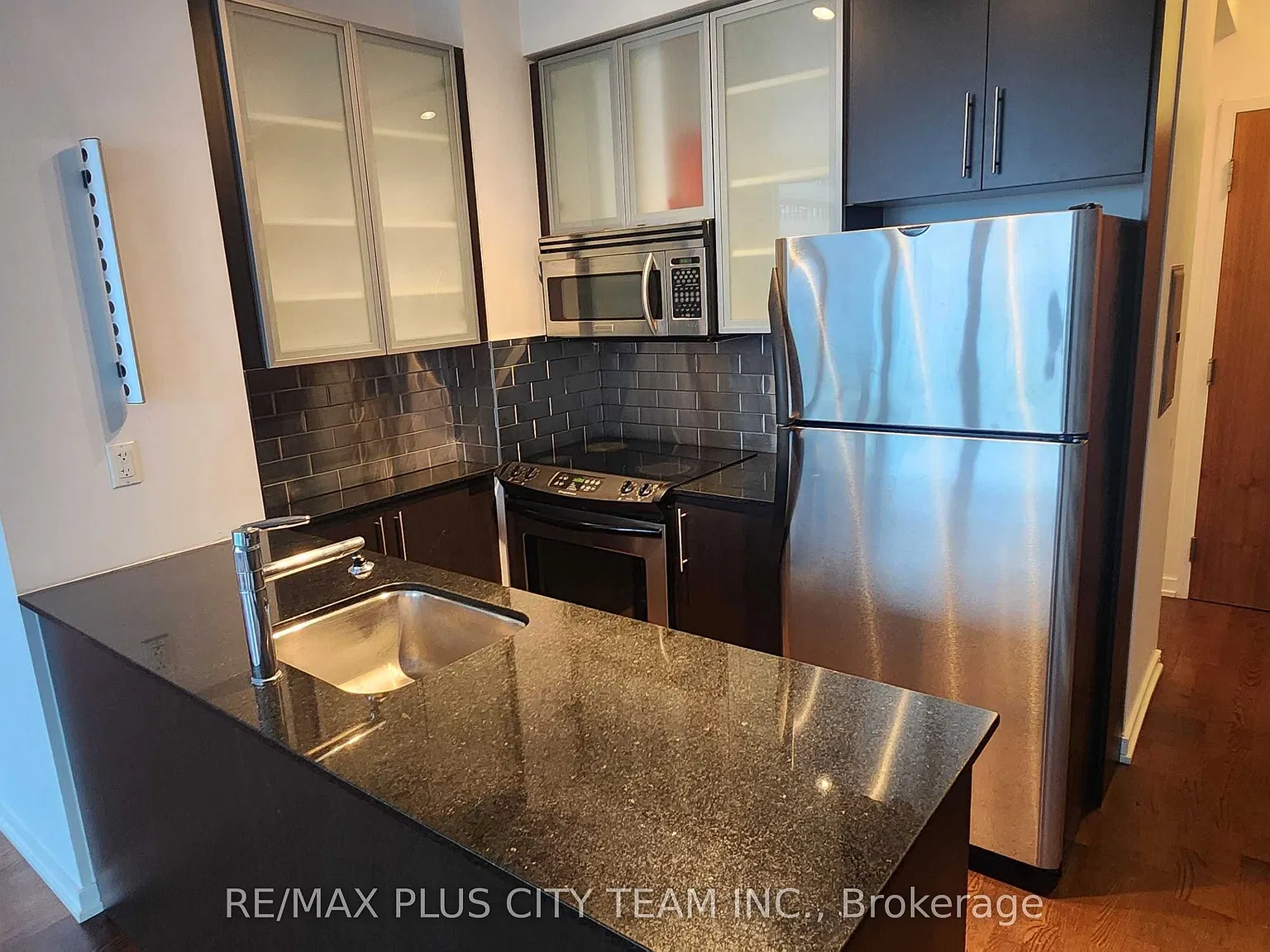 2 bed, $3,700 — Photo 4