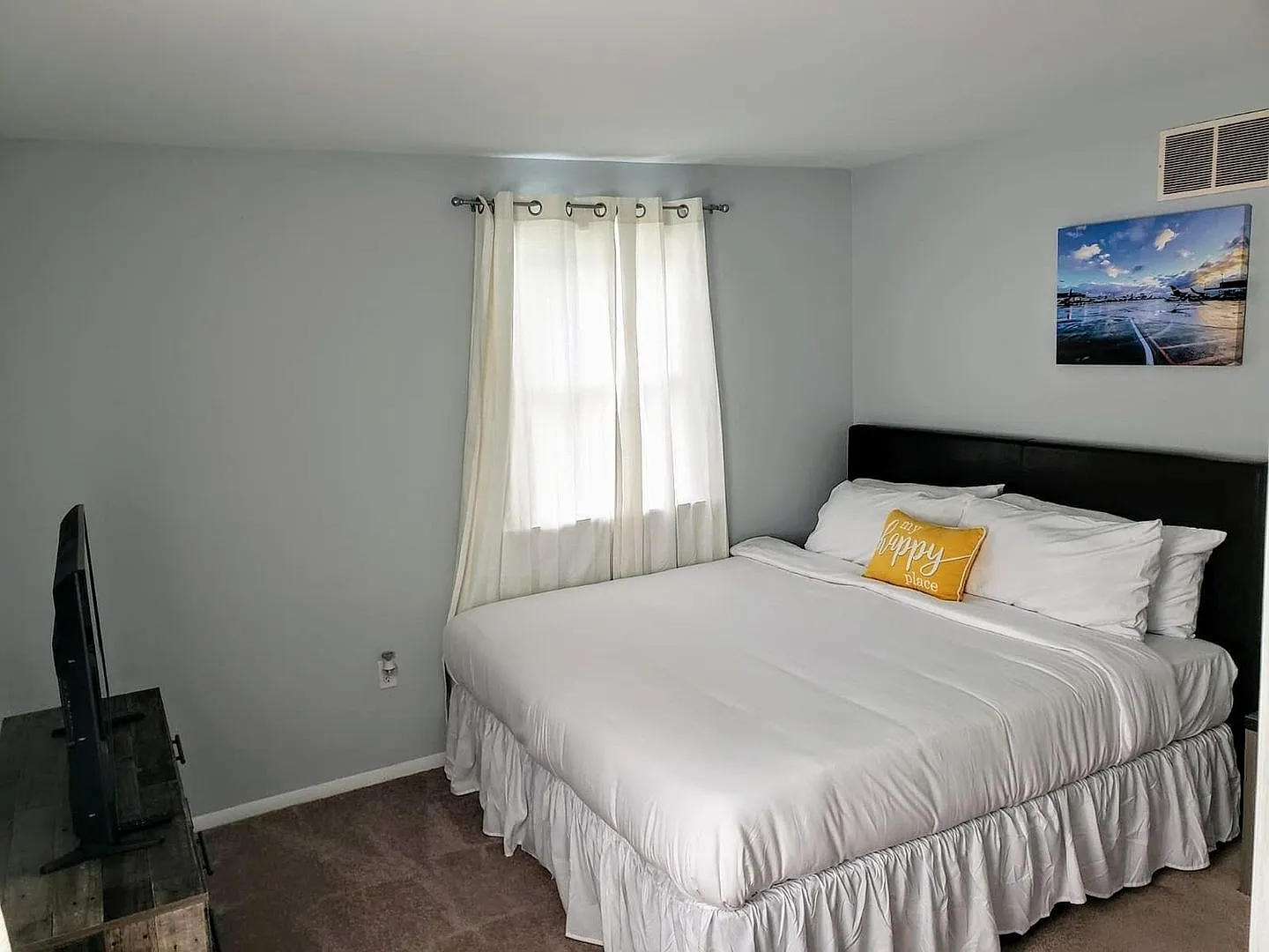 Ambient 5BR House in Pasadena — Photo 2
