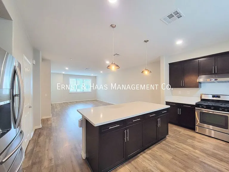 14414 Strawberry Ln #4 — Photo 10