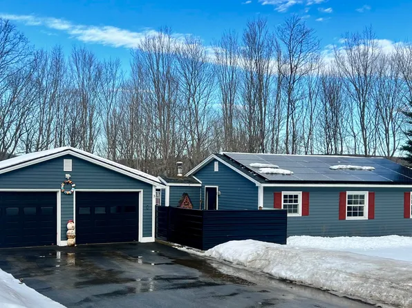 3 Oak Ridge Drive, Chelsea, ME 04330