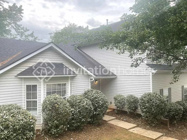 4155 Waldrop Hills Dr, Decatur, GA 30034